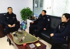 <b>荊門市內(nèi)保支隊有關(guān)領(lǐng)導(dǎo)蒞臨公司參觀指導(dǎo)</b>